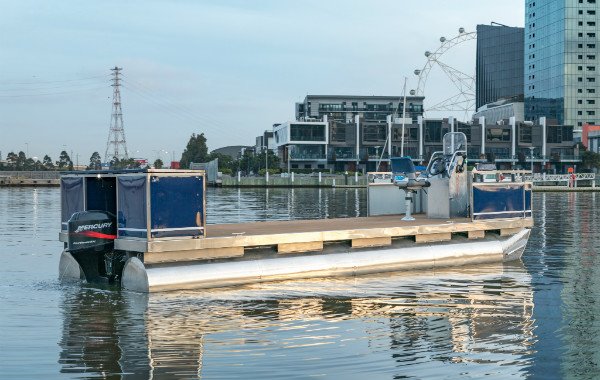 hire floating base for camera operator Yarra river melbourne docklands