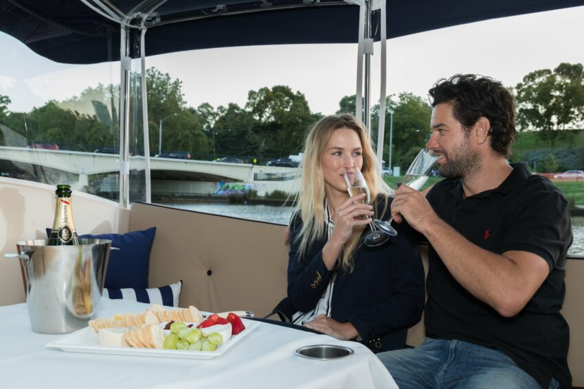 Private party boat hire melbourne