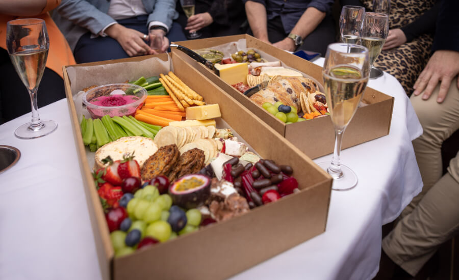 Food and Beverages onward cruise to MCG for AFL Grandfinal