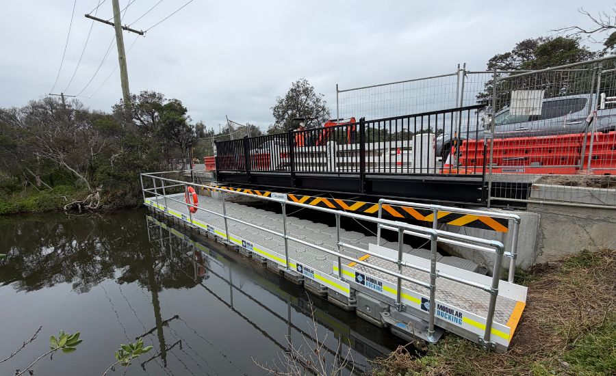 Floating access platform hire Melbourne